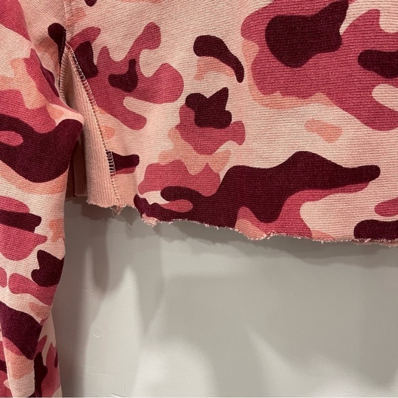 Champion Reverse Weave Women’s Classic Camo Hoody Cropped Large Pink - Picture 6 of 7